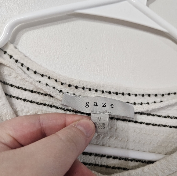 Gaze Striped Cropped Top! - Picture 2 of 5